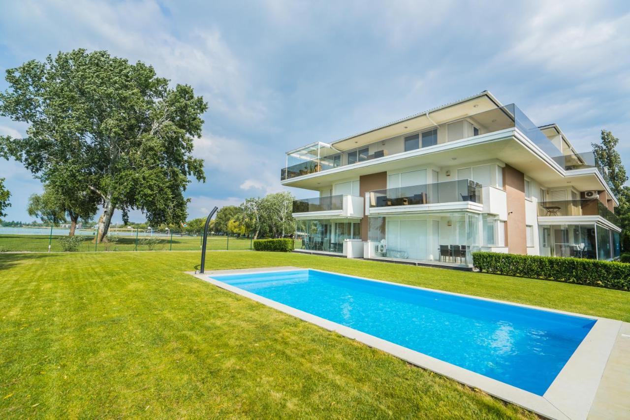 Myflat Luxy Beach Apartment ชิโอฟก ภายนอก รูปภาพ